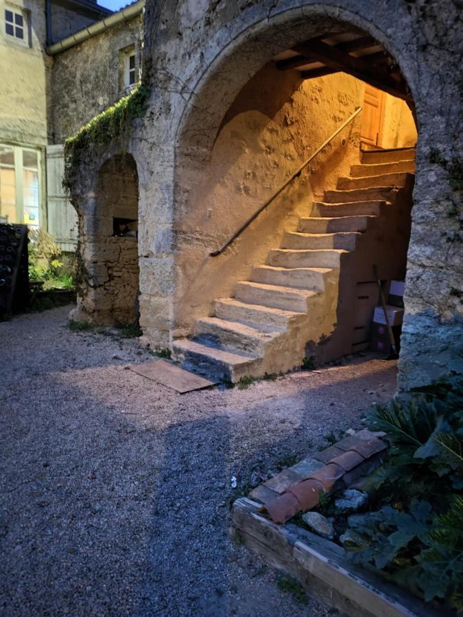 Le Manoir De Gatines Bed & Breakfast Tigné Екстериор снимка