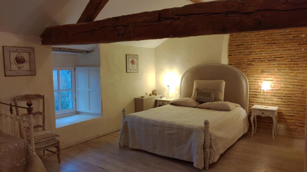 Le Manoir De Gatines Bed & Breakfast Tigné Екстериор снимка