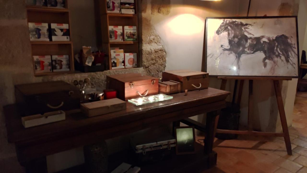 Le Manoir De Gatines Bed & Breakfast Tigné Екстериор снимка
